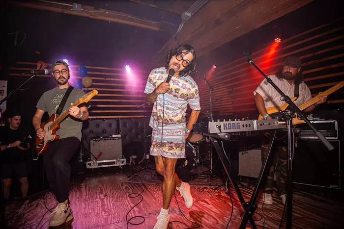 All Roads Lead to Den Fest